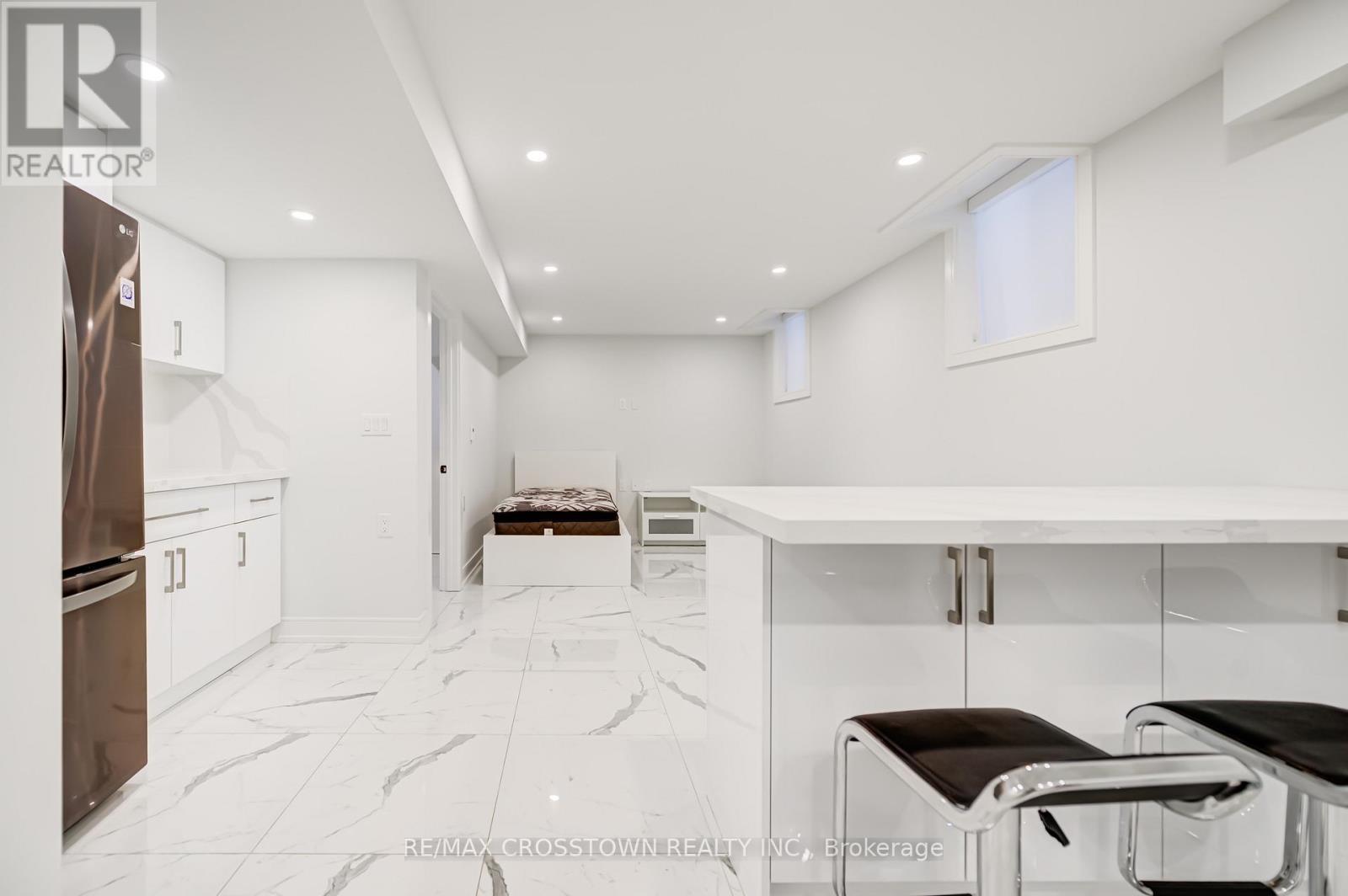 Basement - 162 Mactier Drive, Vaughan, Ontario  L0J 1C0 - Photo 6 - N12604268