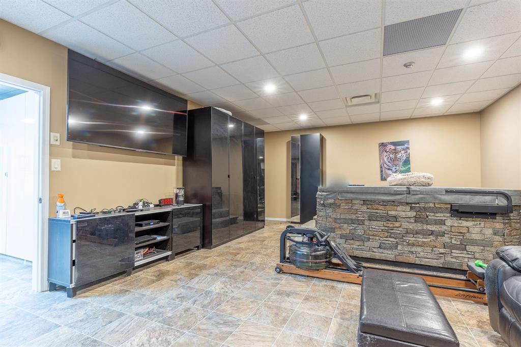 80 Acres Drive, Steinbach, Manitoba  R5G 0W5 - Photo 10 - 202529516