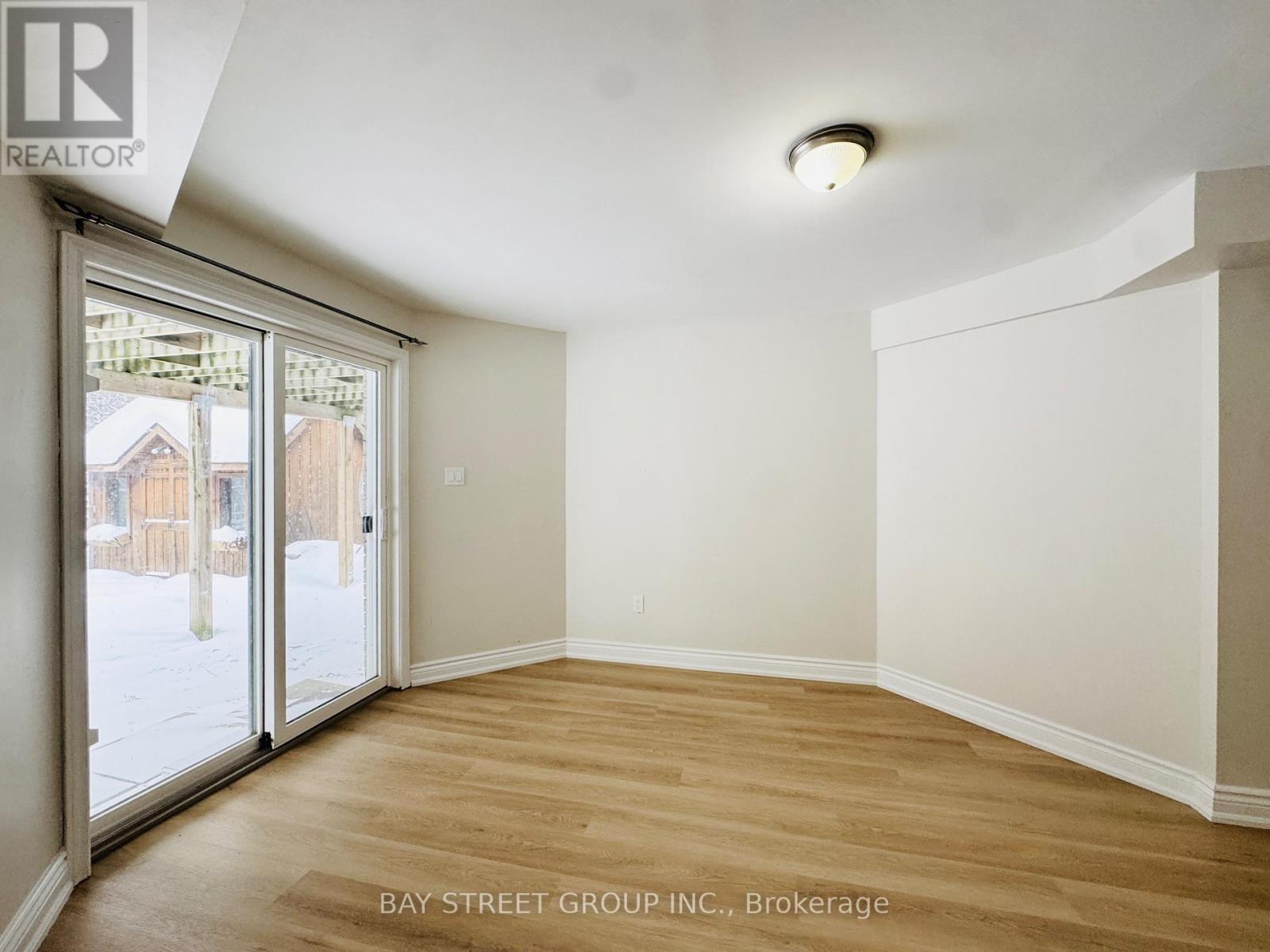 28 Shalom Way, Barrie, Ontario  L4N 5X9 - Photo 39 - S12604146