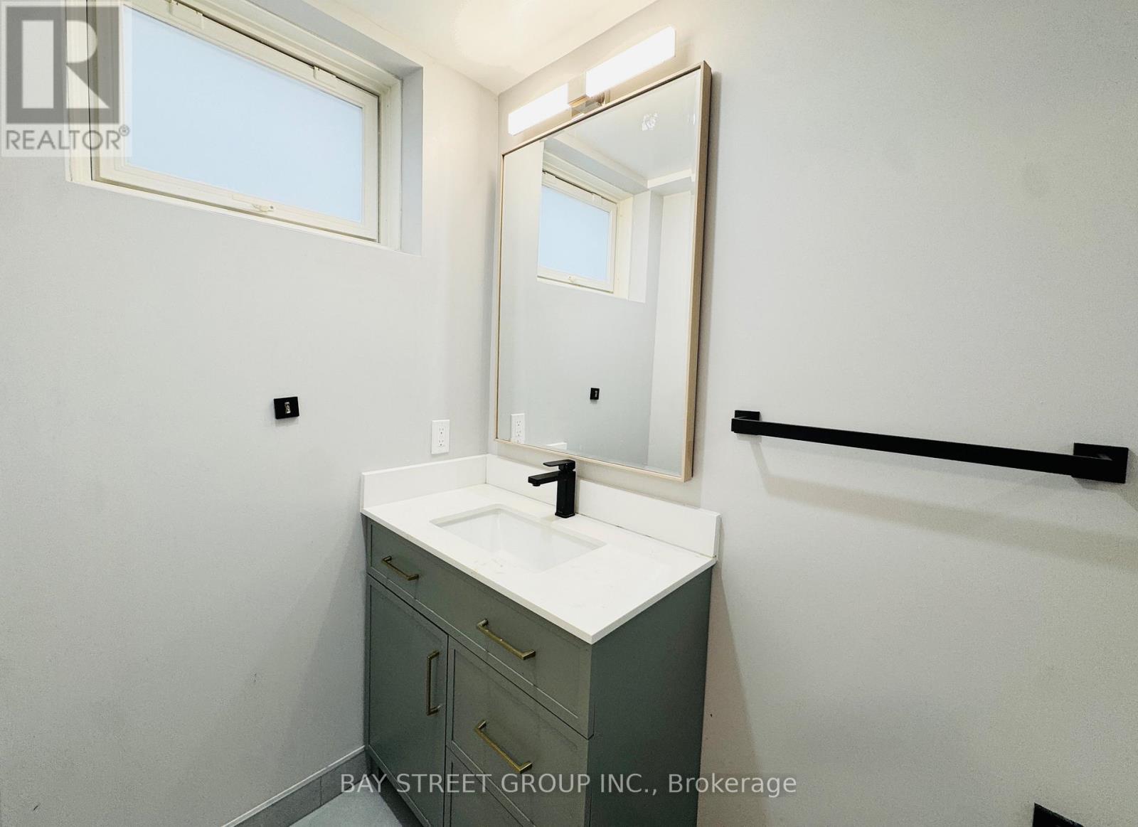 28 Shalom Way, Barrie, Ontario  L4N 5X9 - Photo 42 - S12604146