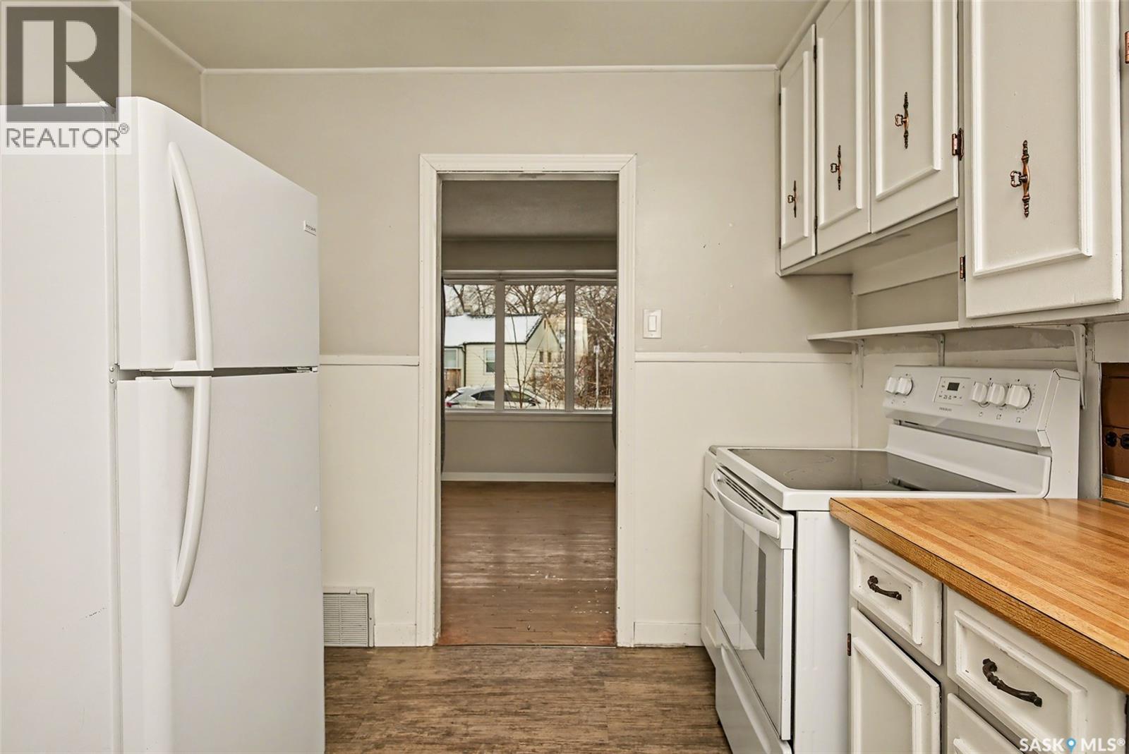 20 Elizabeth Crescent, Regina, Saskatchewan  S4T 5V9 - Photo 12 - SK025250