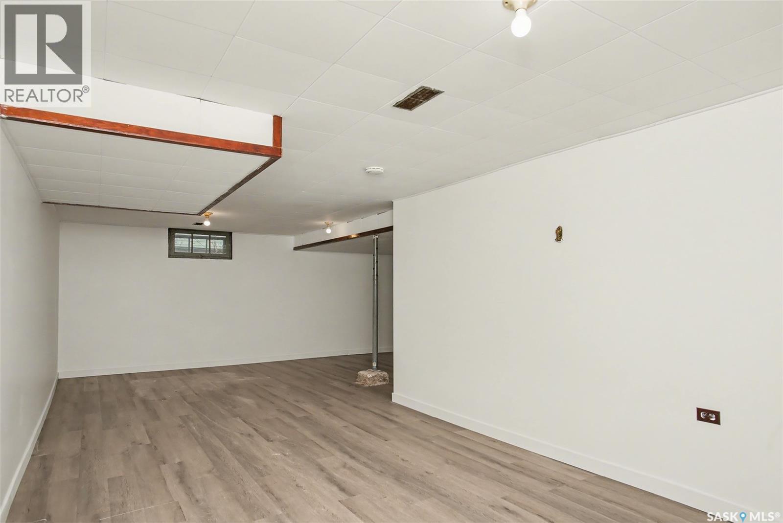 20 Elizabeth Crescent, Regina, Saskatchewan  S4T 5V9 - Photo 14 - SK025250