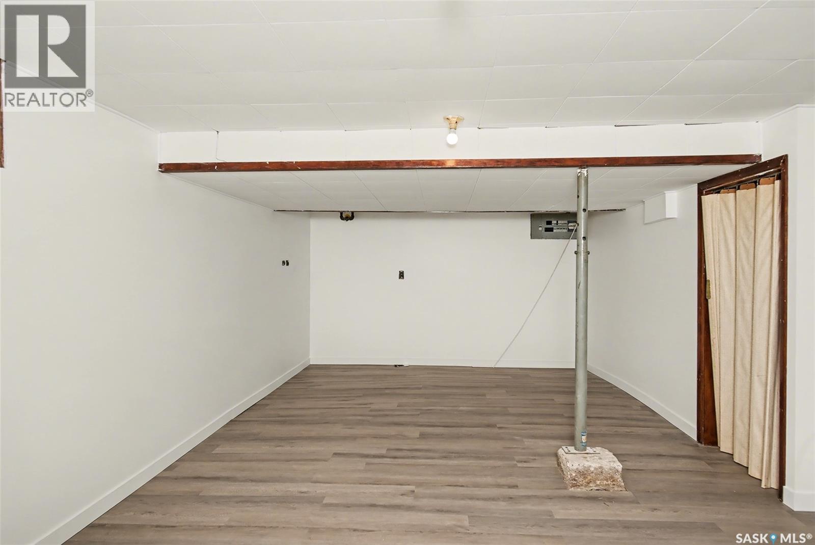 20 Elizabeth Crescent, Regina, Saskatchewan  S4T 5V9 - Photo 15 - SK025250