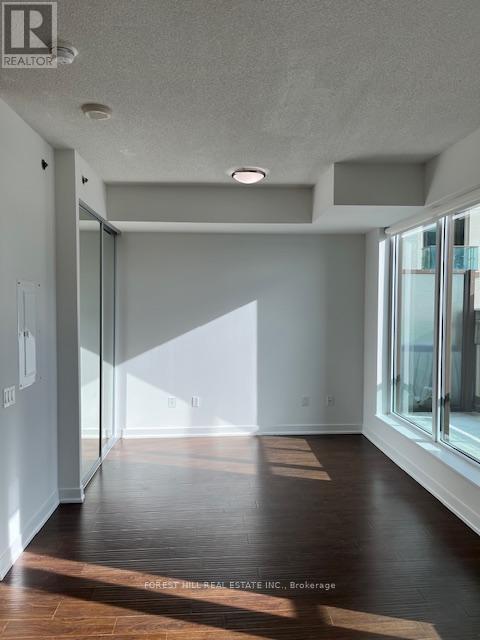 504 - 320 Tweedsmuir Avenue, Toronto (Forest Hill South), Ontario  M5P 2Y3 - Photo 10 - C12575902