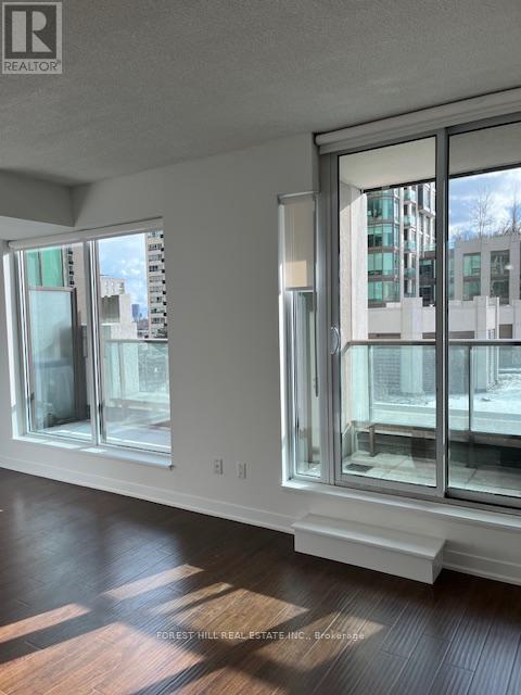 504 - 320 Tweedsmuir Avenue, Toronto (Forest Hill South), Ontario  M5P 2Y3 - Photo 11 - C12575902