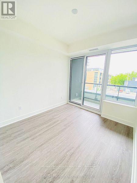 219 - 185 Deerfield Road, Newmarket, Ontario  L3Y 0G7 - Photo 9 - N12602418