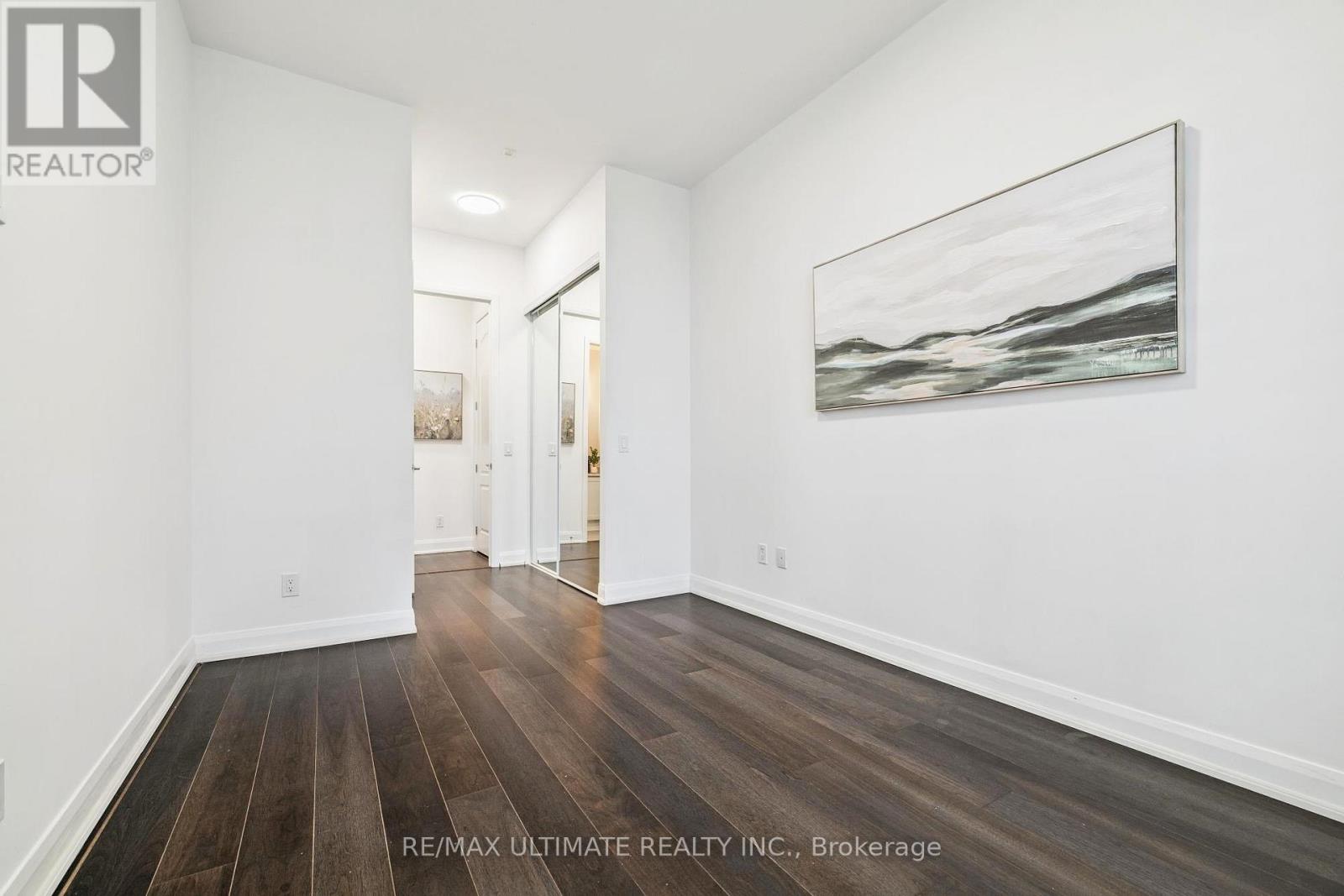 110 - 2480 Prince Michael Drive, Oakville, Ontario L6H 0H1 - Photo 18 - W12578526