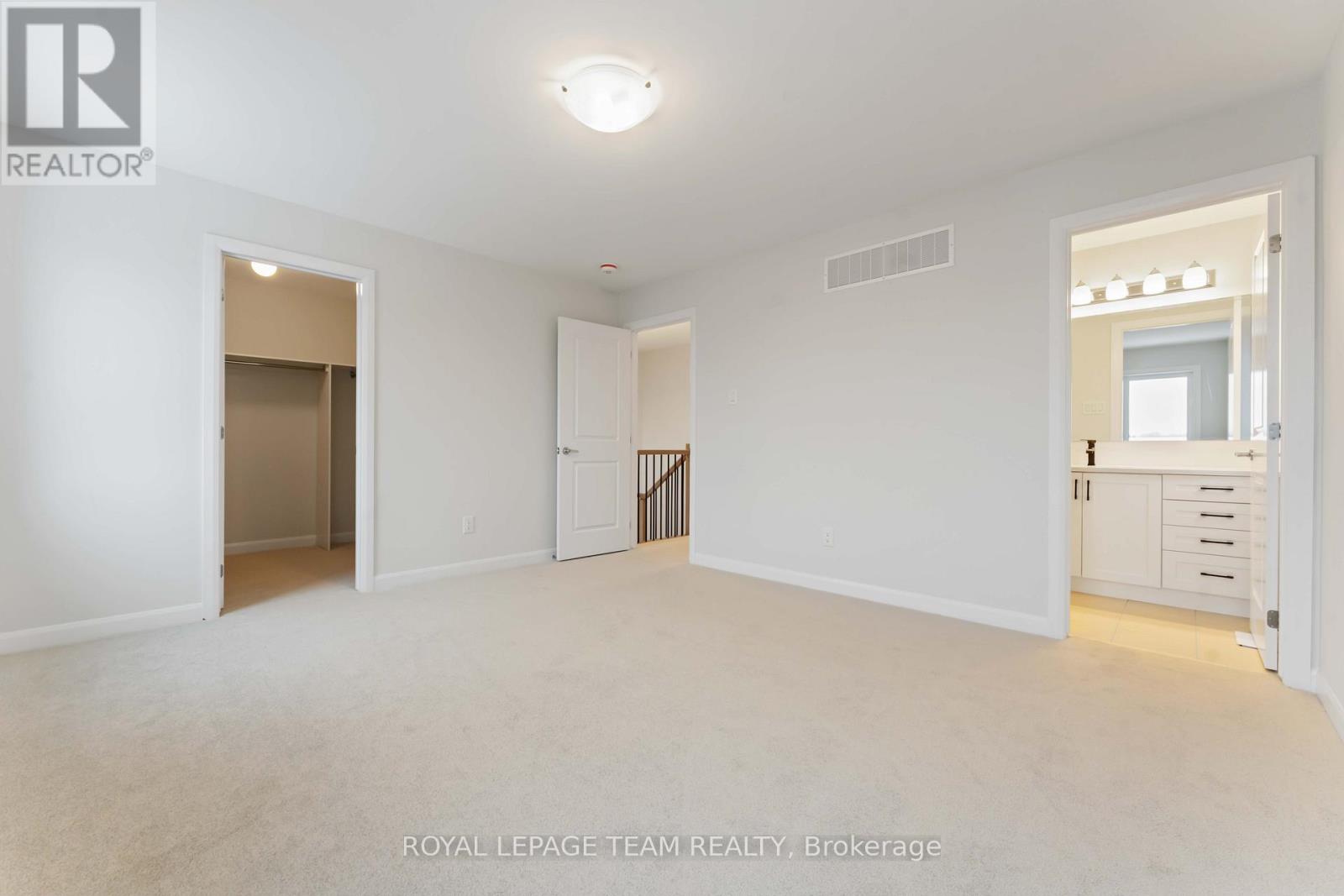 718 Jennie Trout Terrace, Ottawa, Ontario  K2W 0M5 - Photo 18 - X12148035