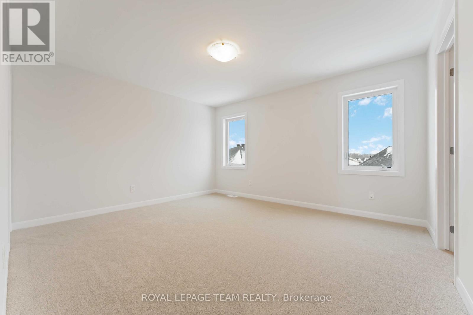 718 Jennie Trout Terrace, Ottawa, Ontario  K2W 0M5 - Photo 17 - X12148035