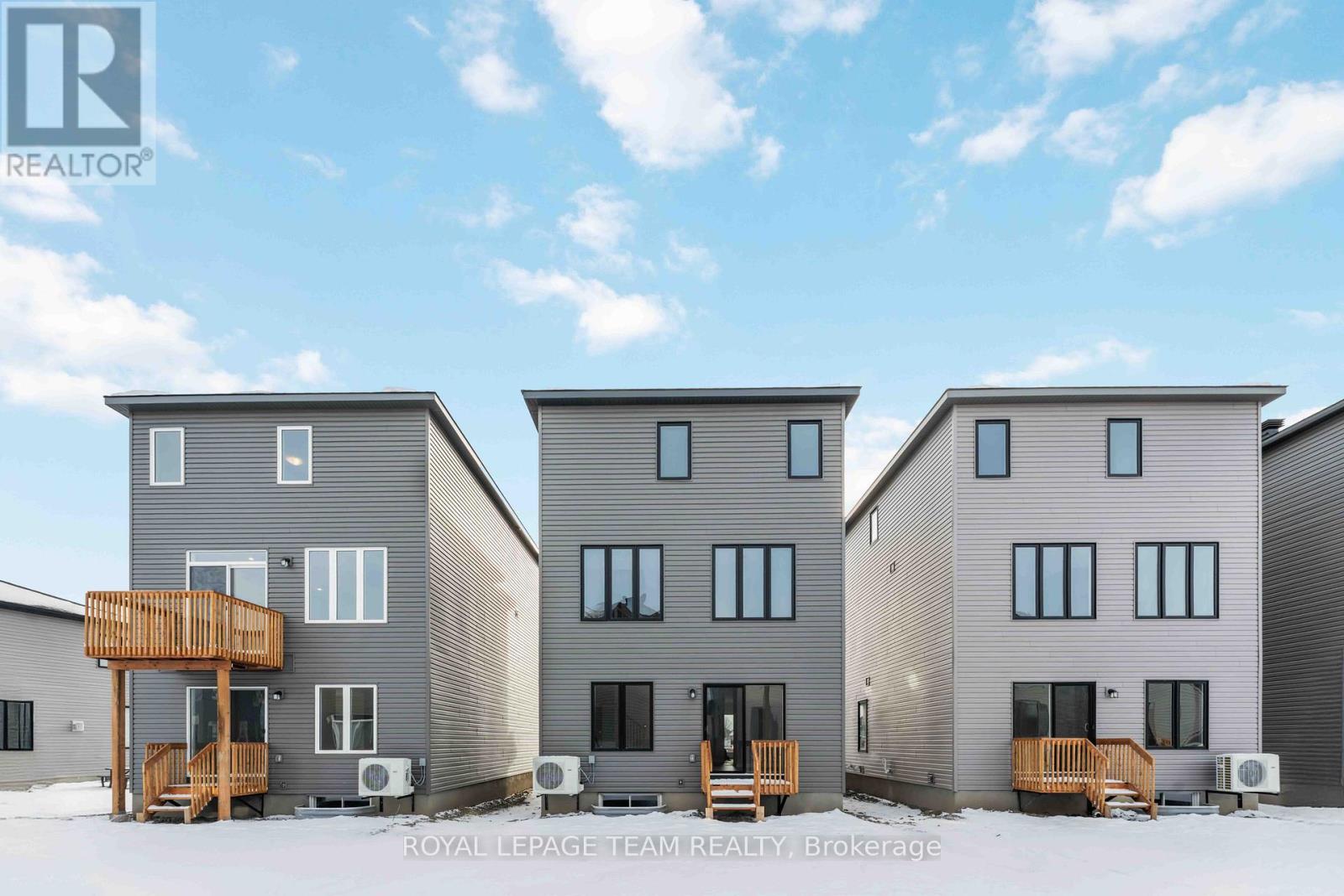 718 Jennie Trout Terrace, Ottawa, Ontario  K2W 0M5 - Photo 29 - X12148035