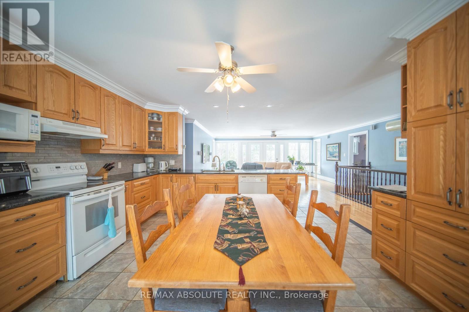 1578 David Road, Clarence-Rockland, Ontario  K4K 1K7 - Photo 11 - X12405857