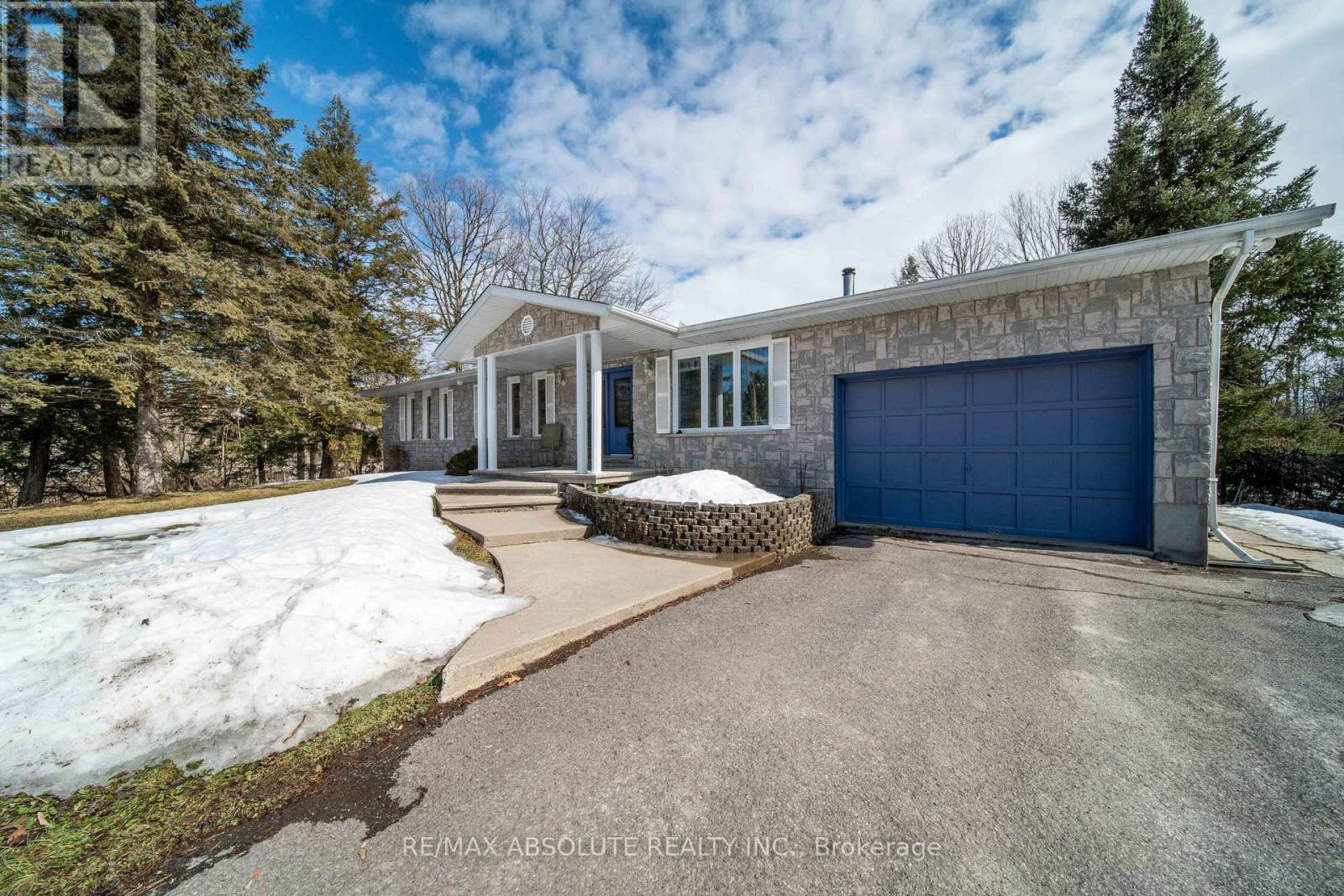 1578 David Road, Clarence-Rockland, Ontario  K4K 1K7 - Photo 2 - X12405857
