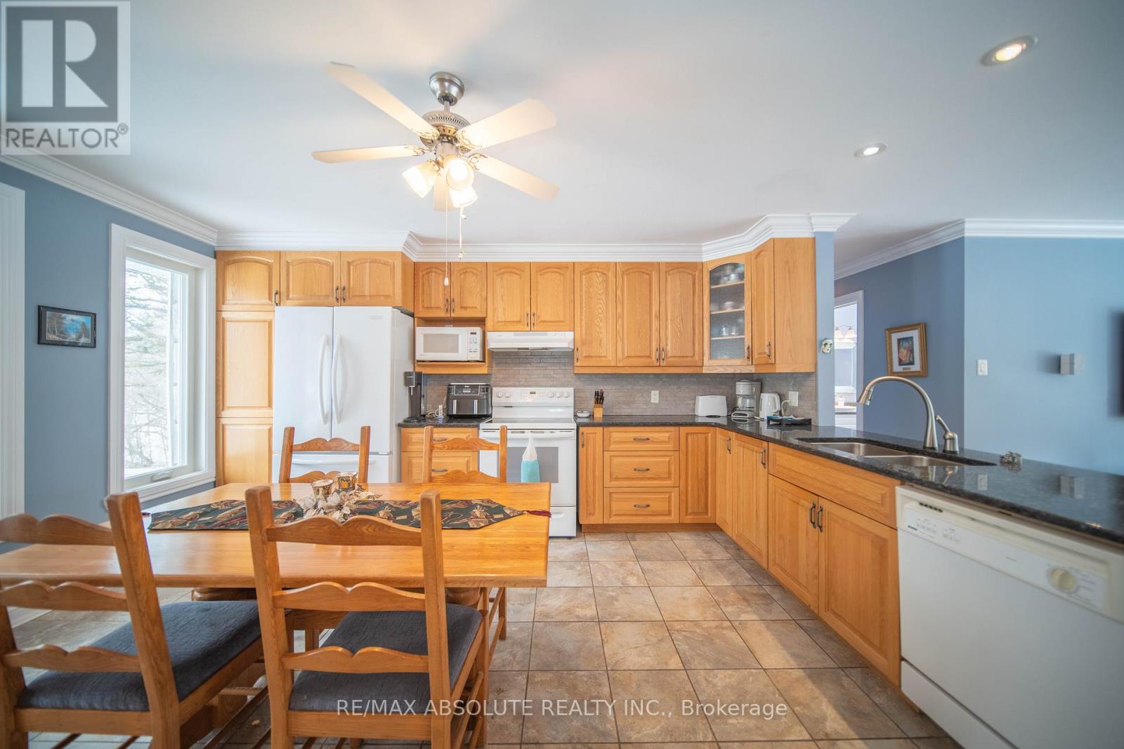 1578 David Road, Clarence-Rockland, Ontario  K4K 1K7 - Photo 9 - X12405857