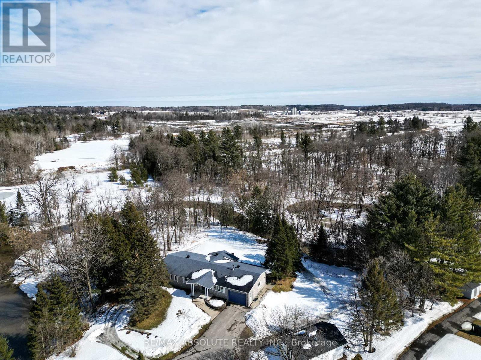 1578 David Road, Clarence-Rockland, Ontario  K4K 1K7 - Photo 4 - X12405857