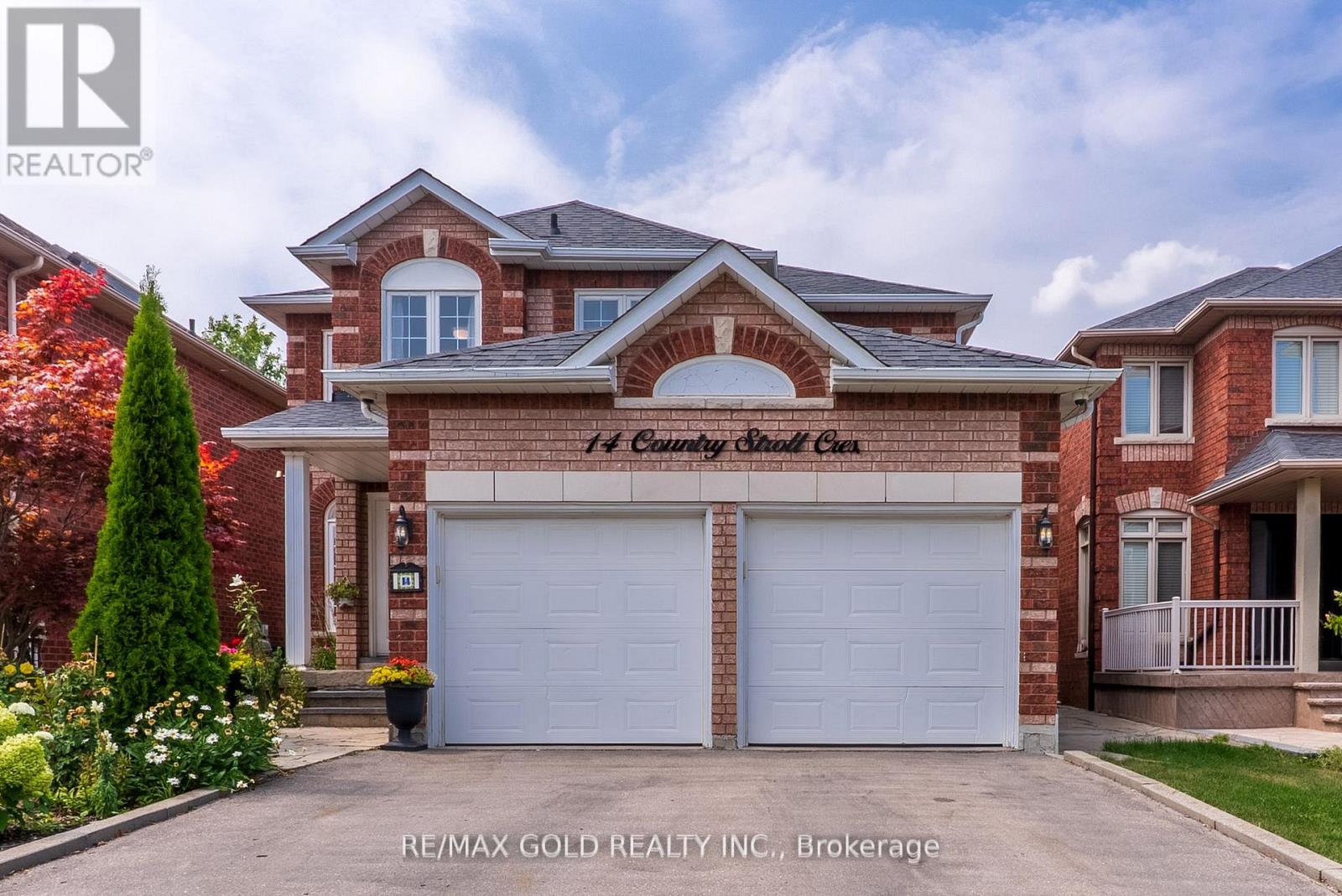 14 COUNTRY STROLL CRESCENT, Caledon, Ontario