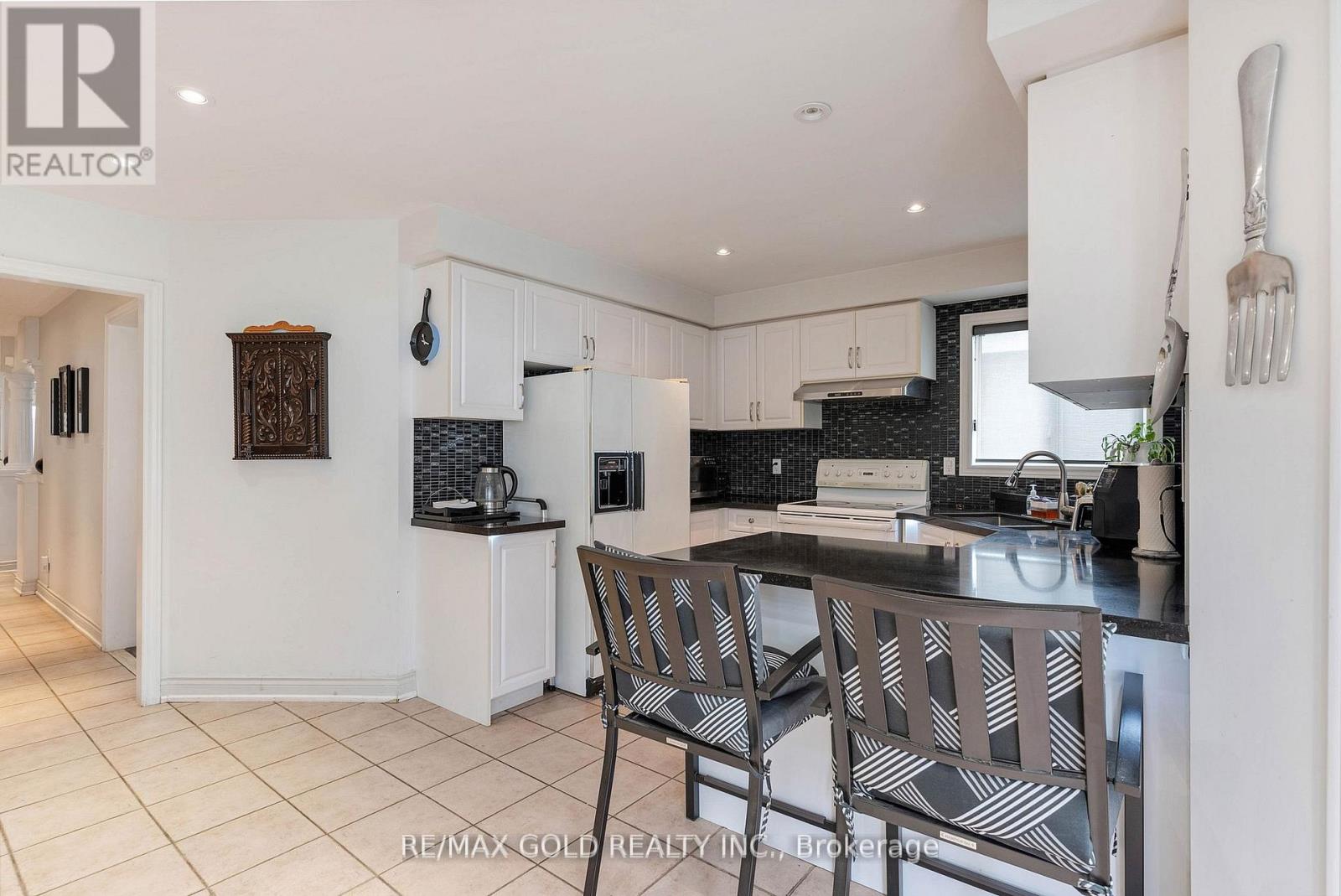 14 Country Stroll Crescent, Caledon, Ontario  L7E 2H3 - Photo 18 - W12597744