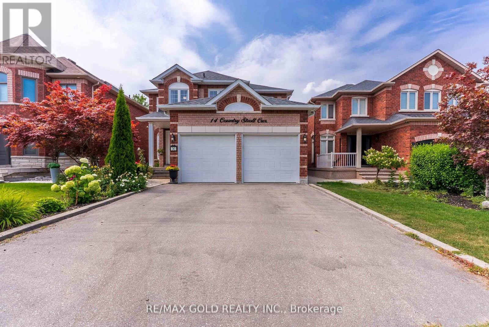 14 Country Stroll Crescent, Caledon, Ontario  L7E 2H3 - Photo 2 - W12597744