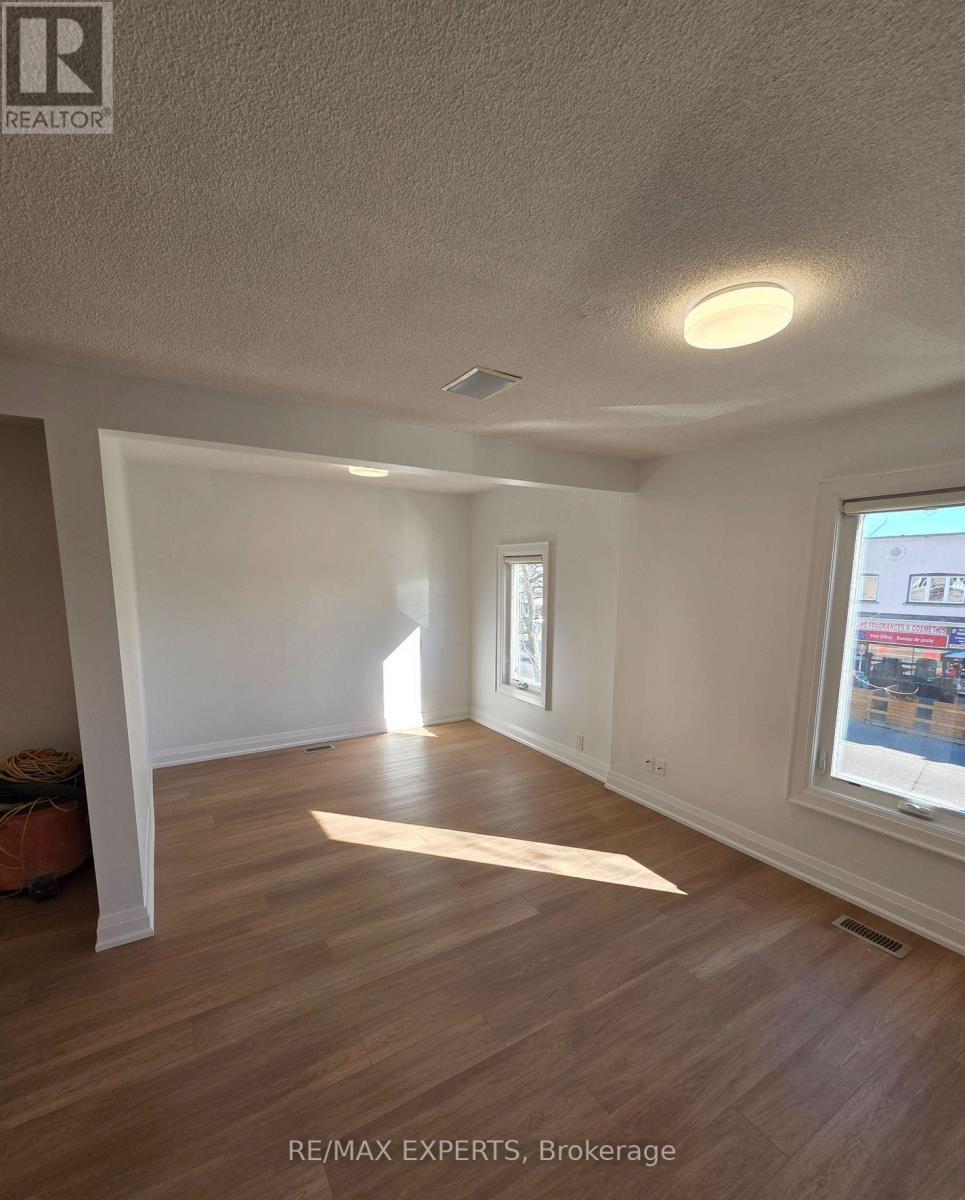 78a - 76 Lakeshore Road E, Mississauga, Ontario  L5G 1E1 - Photo 6 - W12604134