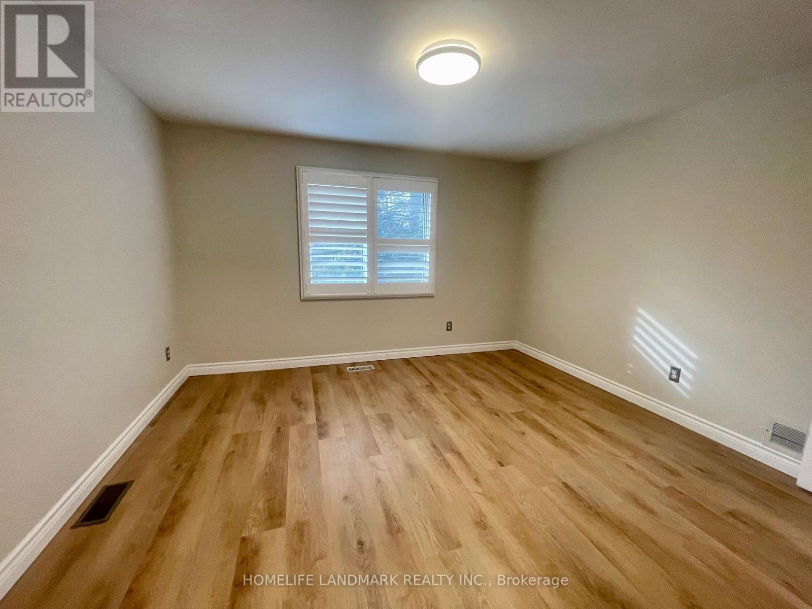 2149 Constance Drive, Oakville, Ontario  L6J 5L2 - Photo 19 - W12604186