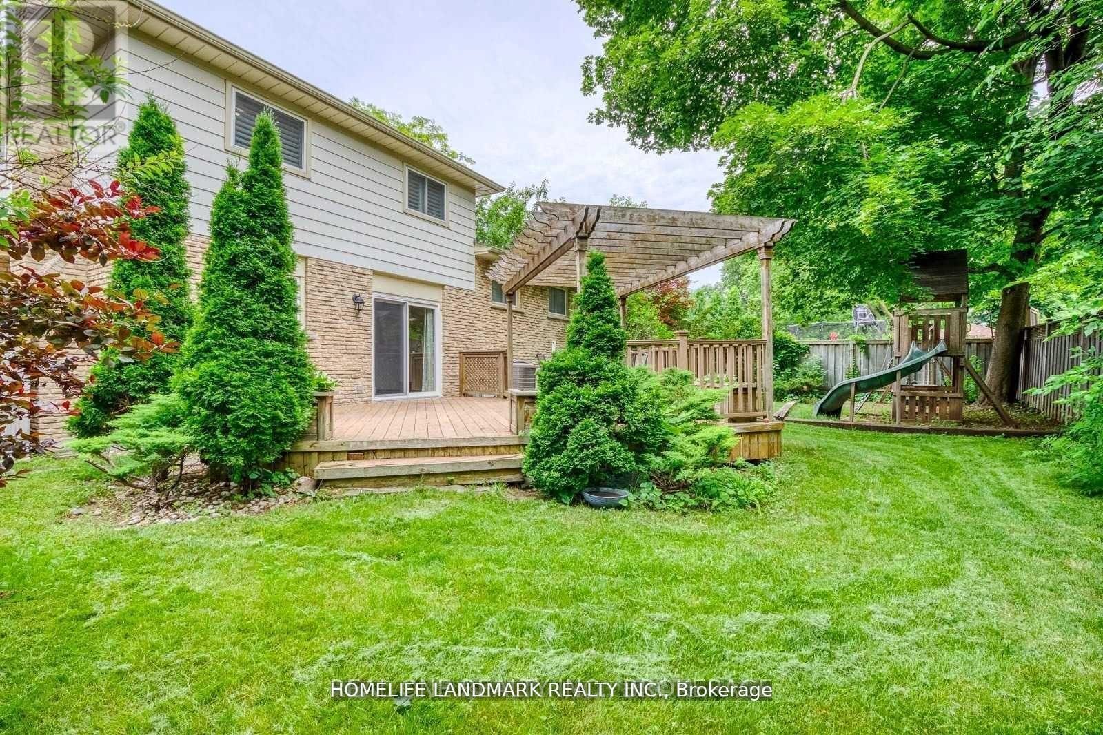2149 Constance Drive, Oakville, Ontario  L6J 5L2 - Photo 26 - W12604186