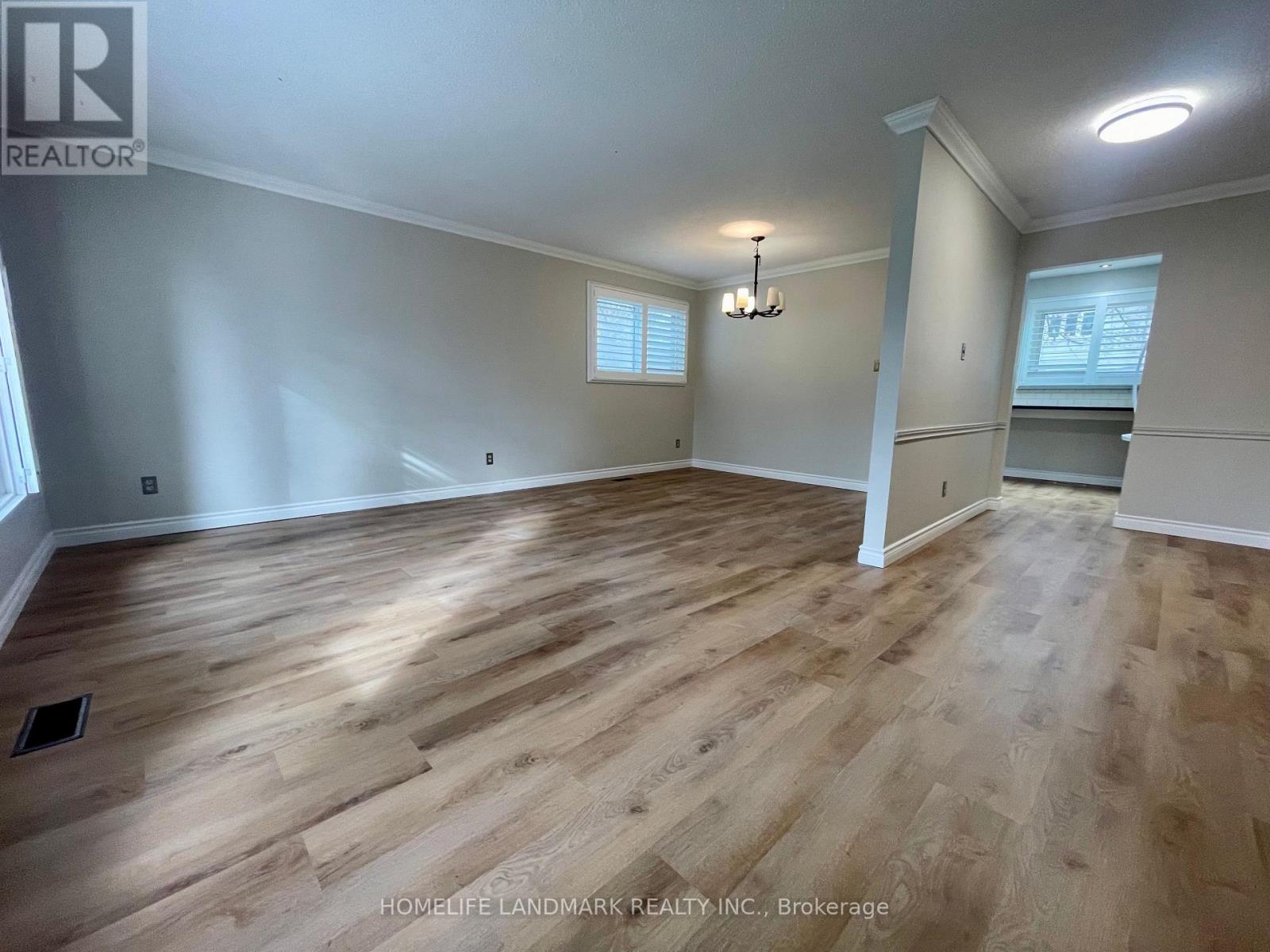 2149 Constance Drive, Oakville, Ontario  L6J 5L2 - Photo 7 - W12604186