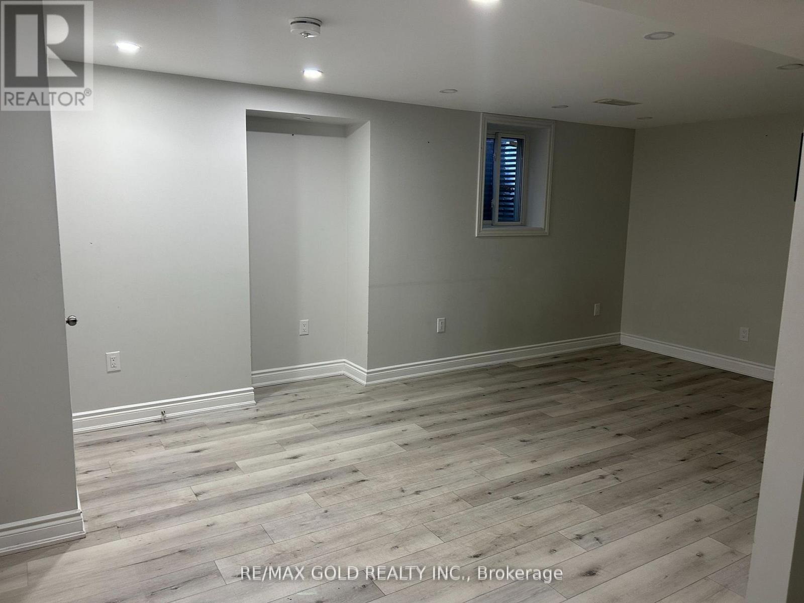 Bsmt - 40 Barr Crescent, Brampton (Heart Lake East), Ontario  L6Z 3E5 - Photo 6 - W12604208