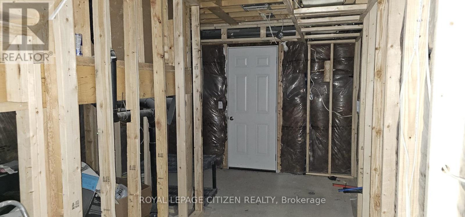 304 Buick Boulevard, Brampton, Ontario  L7A 4L8 - Photo 34 - W12601028