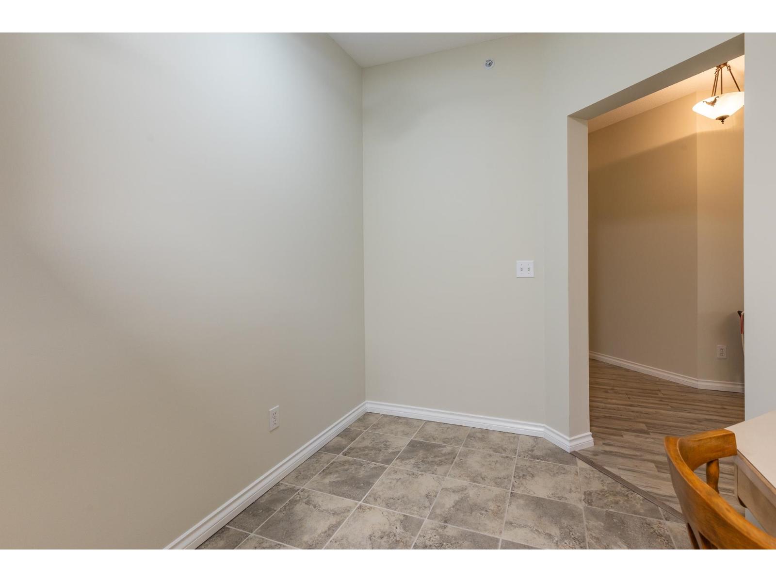 424 13880 70 Avenue, Surrey, British Columbia  V3W 0T3 - Photo 14 - R3072168