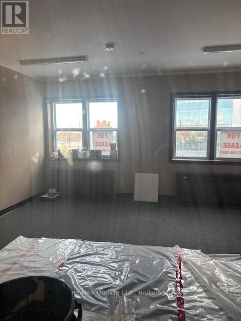 14 Bridge Street W, Belleville, Ontario K8P 1H7 - Photo 18 - X12604278