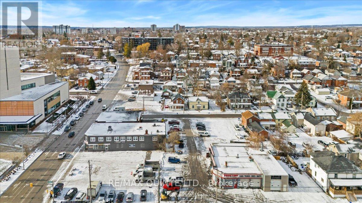 14 Bridge Street W, Belleville, Ontario K8P 1H7 - Photo 6 - X12604278