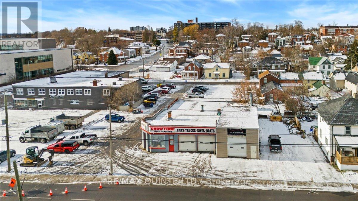 14 Bridge Street W, Belleville, Ontario K8P 1H7 - Photo 8 - X12604278