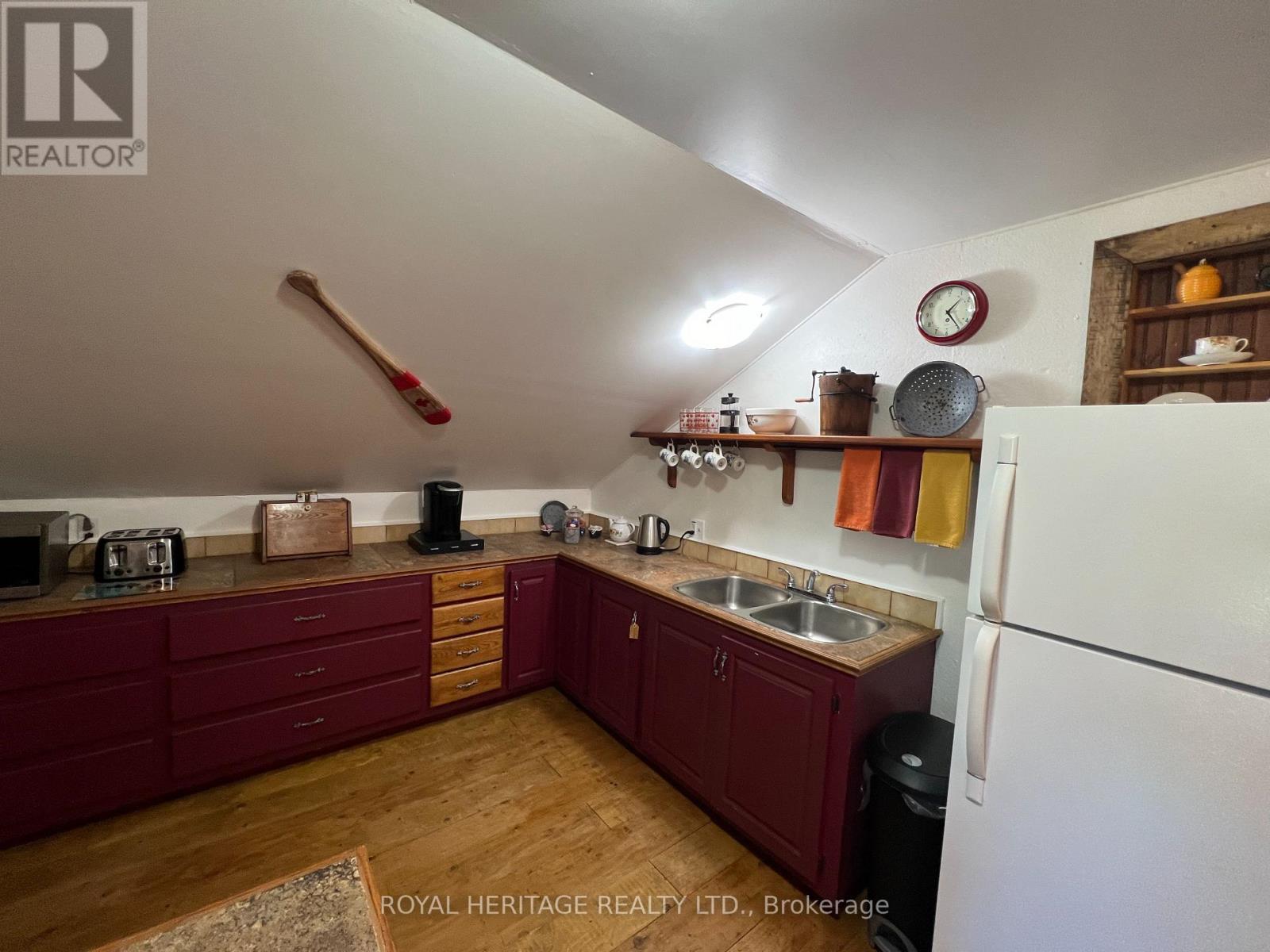 1095 Cleveland Road, Tudor And Cashel, Ontario  K0K 1Y0 - Photo 7 - X12604296