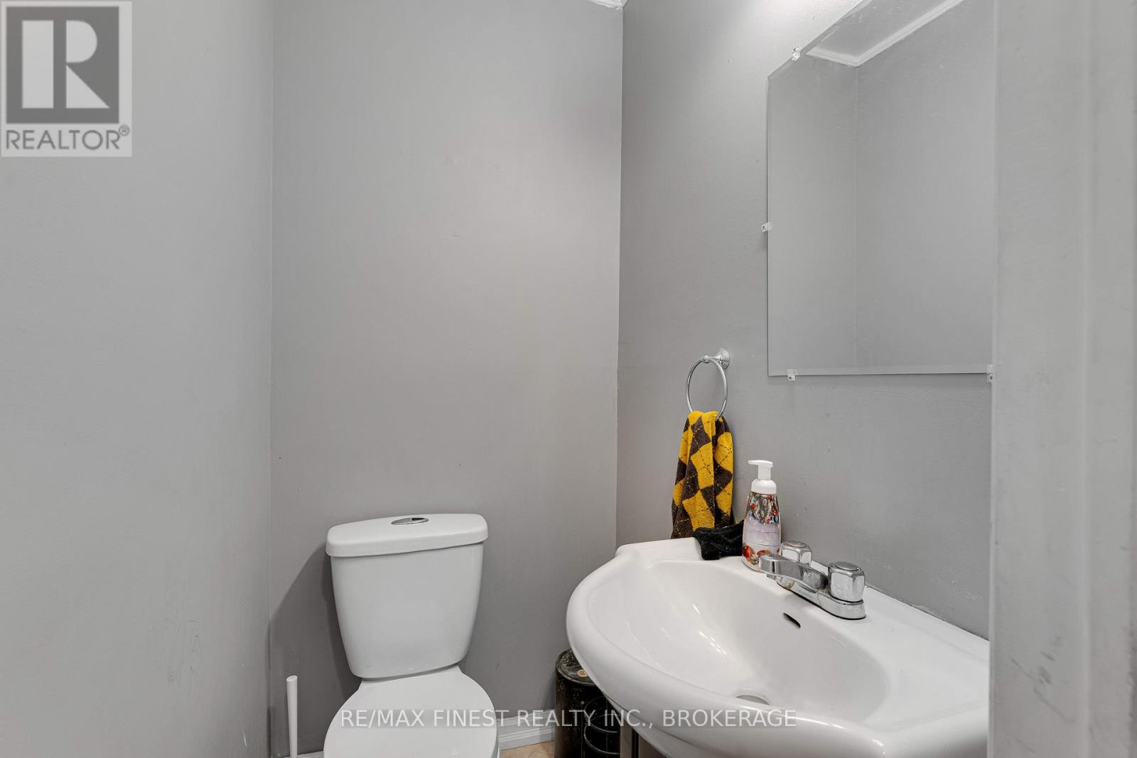 1101 Craig Lane, Kingston, Ontario K7M 7W6 - Photo 17 - X12604270