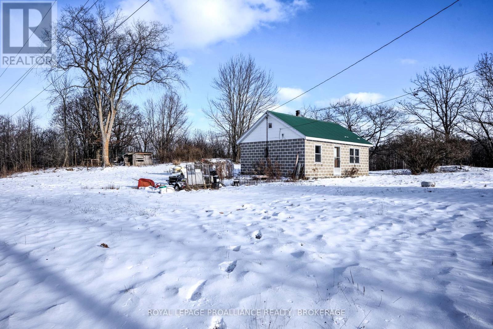 568 Ritchie Side Road, Tay Valley, Ontario  K0G 1X0 - Photo 12 - X12604462