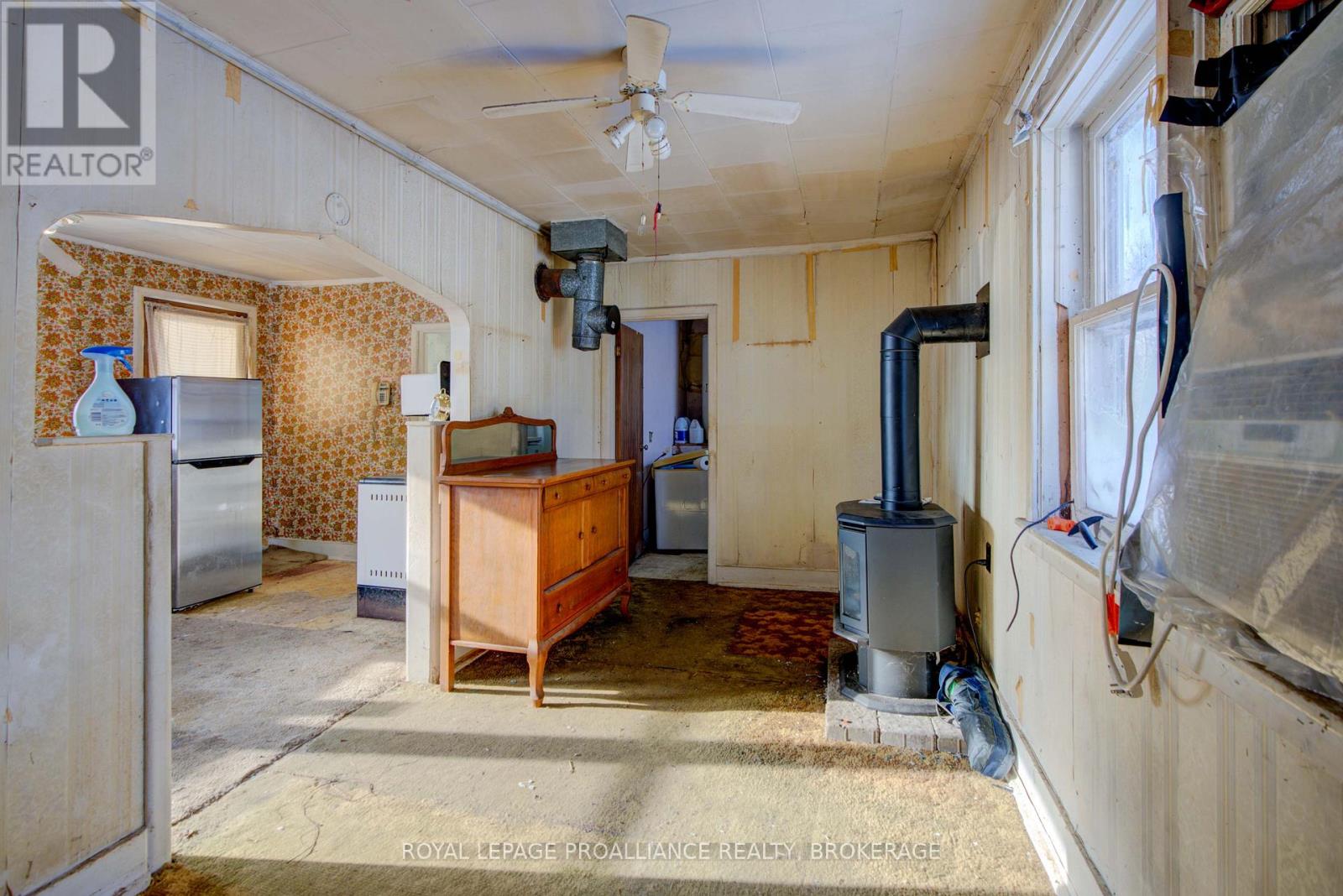 568 Ritchie Side Road, Tay Valley, Ontario  K0G 1X0 - Photo 14 - X12604462