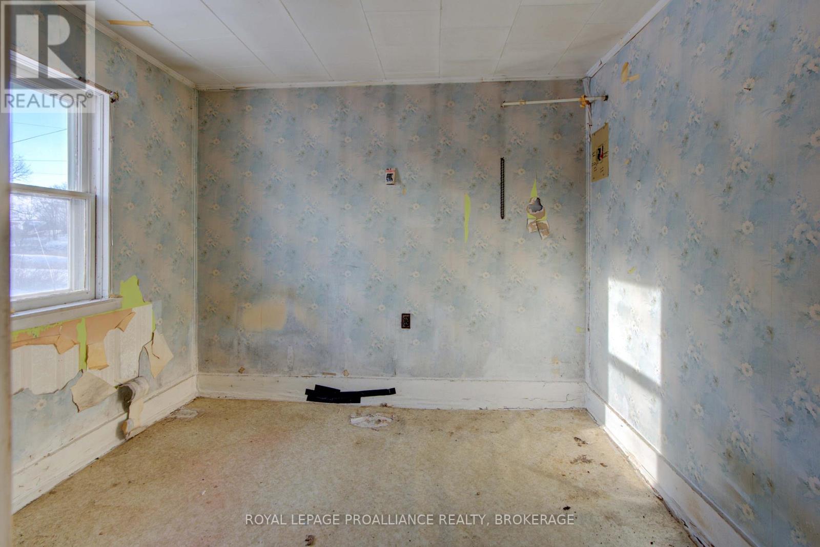 568 Ritchie Side Road, Tay Valley, Ontario  K0G 1X0 - Photo 22 - X12604462