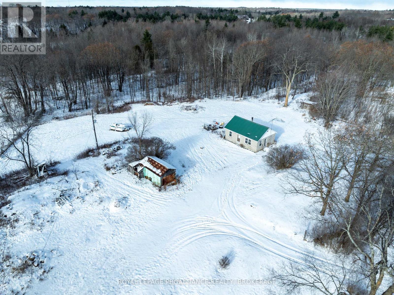 568 Ritchie Side Road, Tay Valley, Ontario  K0G 1X0 - Photo 4 - X12604462