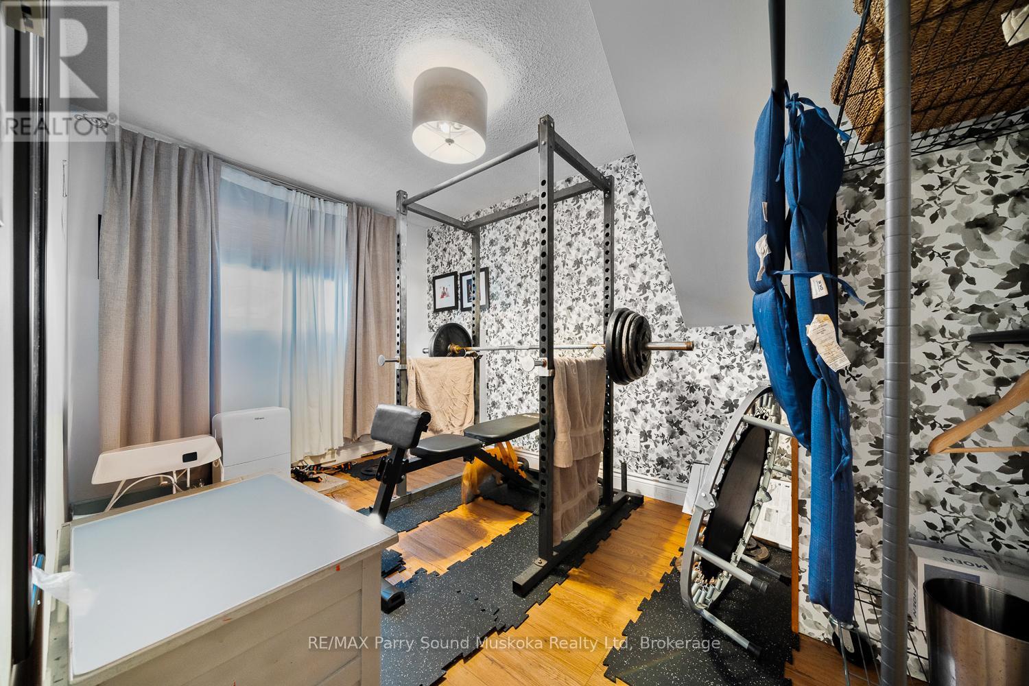 37 Louisa Street, Parry Sound, Ontario  P2A 2V7 - Photo 31 - X12604426