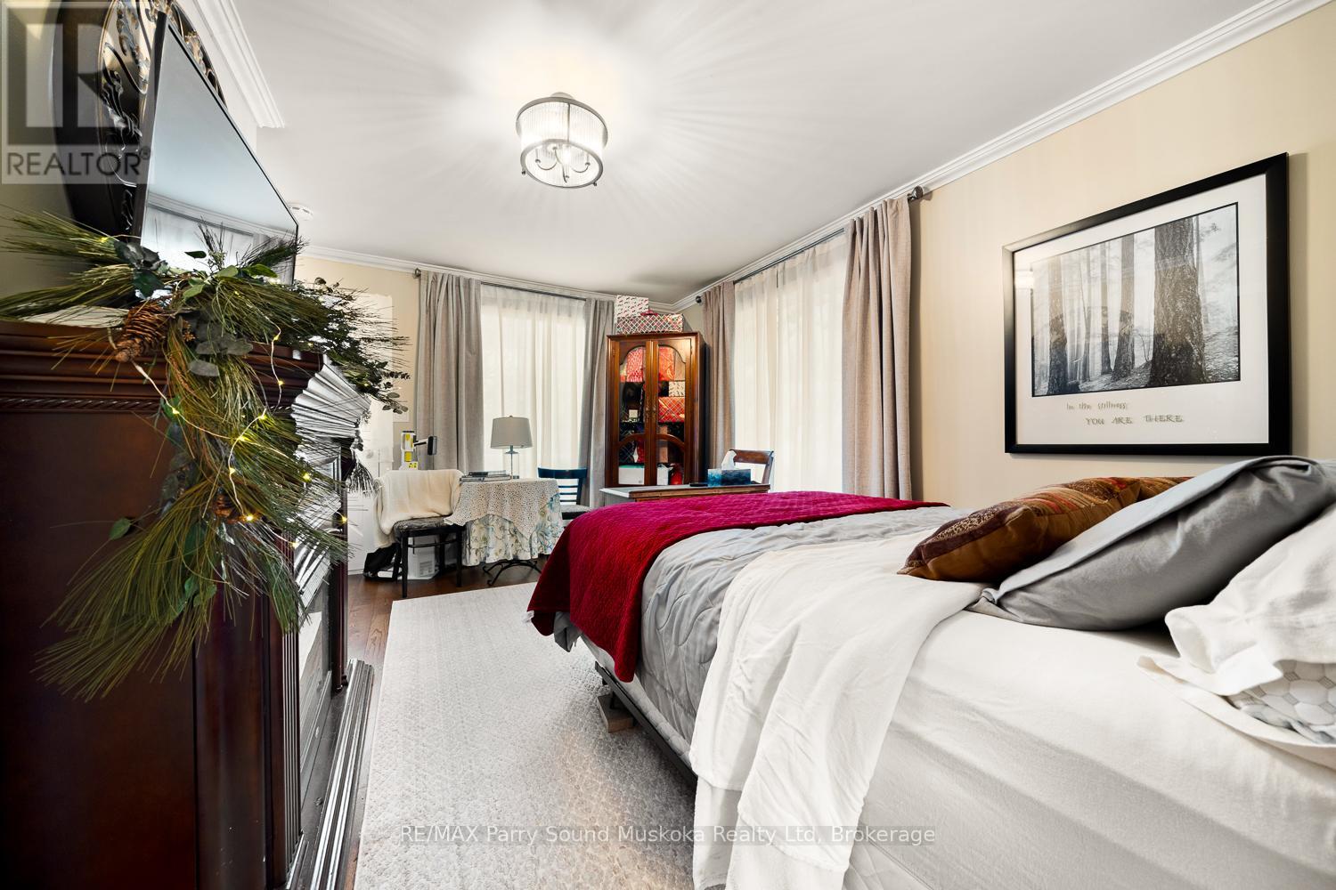 37 Louisa Street, Parry Sound, Ontario  P2A 2V7 - Photo 33 - X12604426