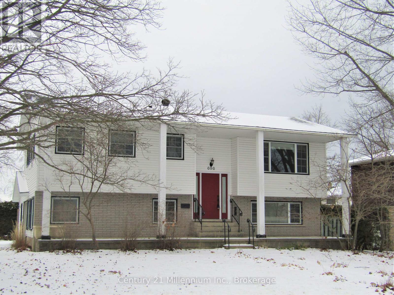 1 - 696 Christopher Drive, Saugeen Shores, Ontario  N0H 2C3 - Photo 2 - X12604454