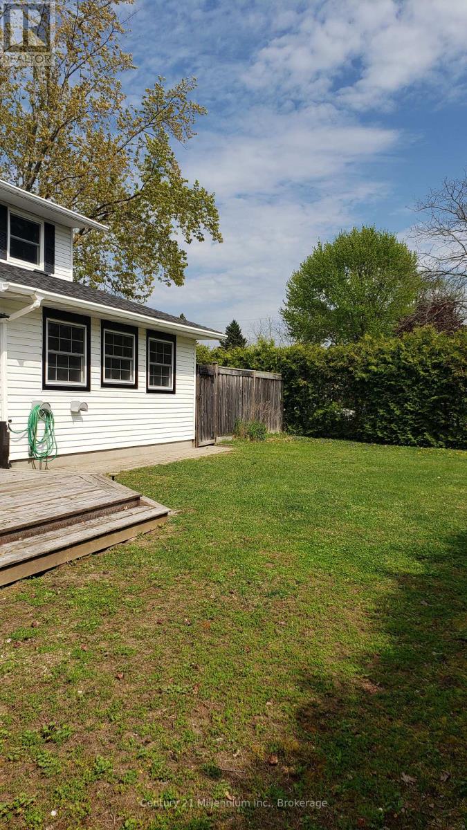 1 - 696 Christopher Drive, Saugeen Shores, Ontario  N0H 2C3 - Photo 4 - X12604454