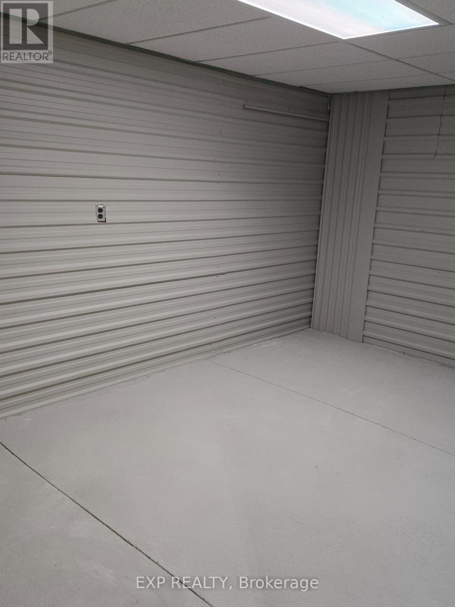 143 Borden Avenue, Central Elgin, Ontario  N0L 1B0 - Photo 9 - X12604468