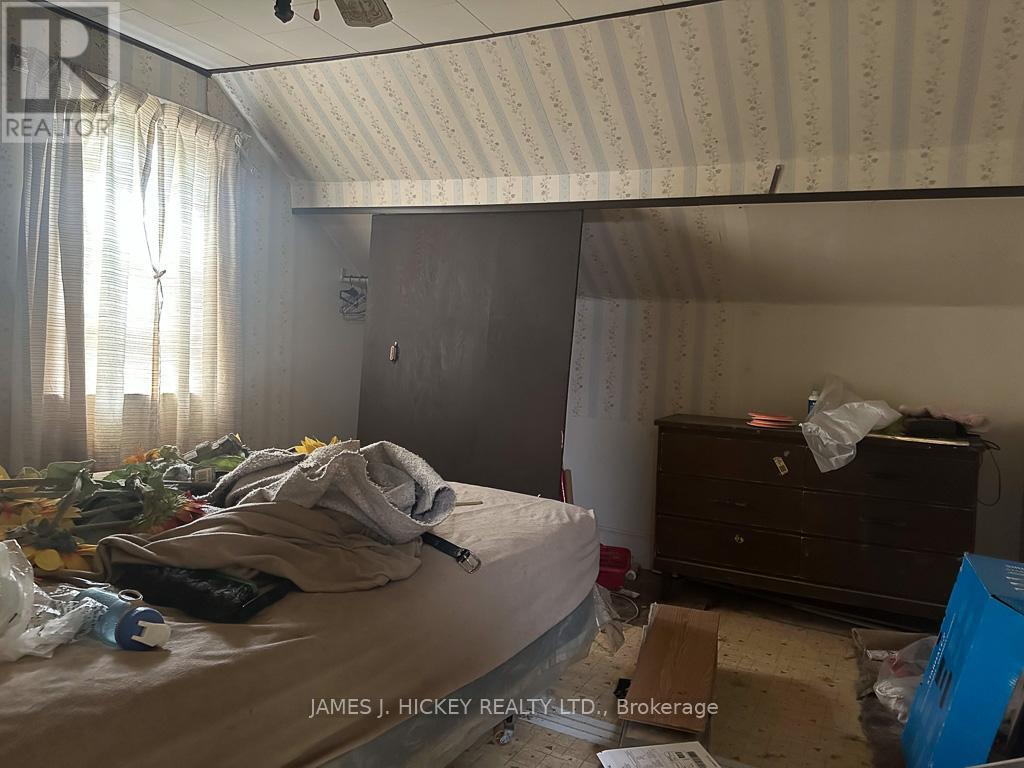 979 Lea Street, Pembroke, Ontario  K8A 6H9 - Photo 12 - X12604412