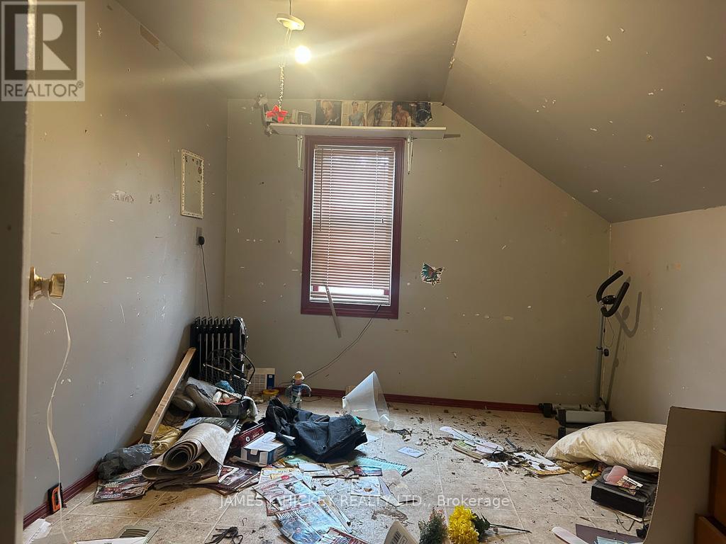 979 Lea Street, Pembroke, Ontario  K8A 6H9 - Photo 15 - X12604412