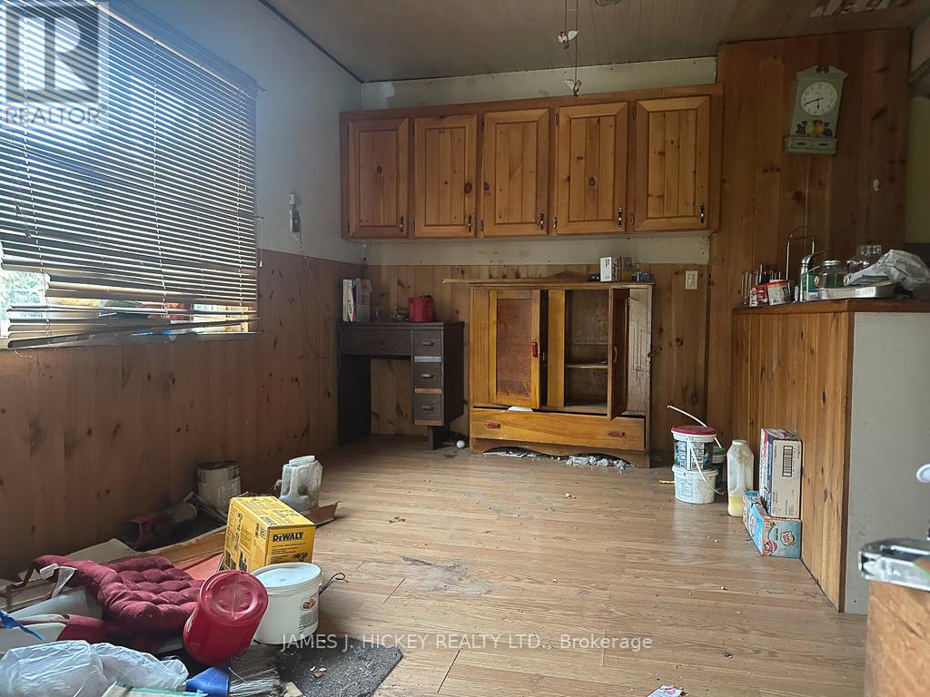 979 Lea Street, Pembroke, Ontario  K8A 6H9 - Photo 3 - X12604412
