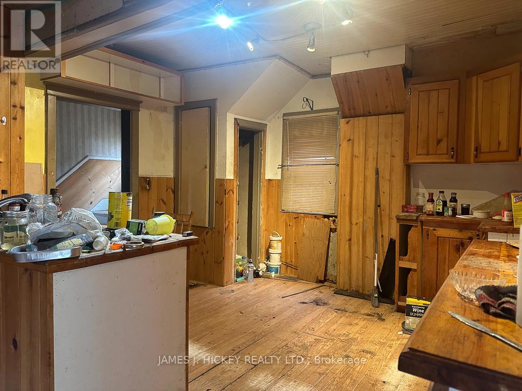 979 Lea Street, Pembroke, Ontario  K8A 6H9 - Photo 5 - X12604412