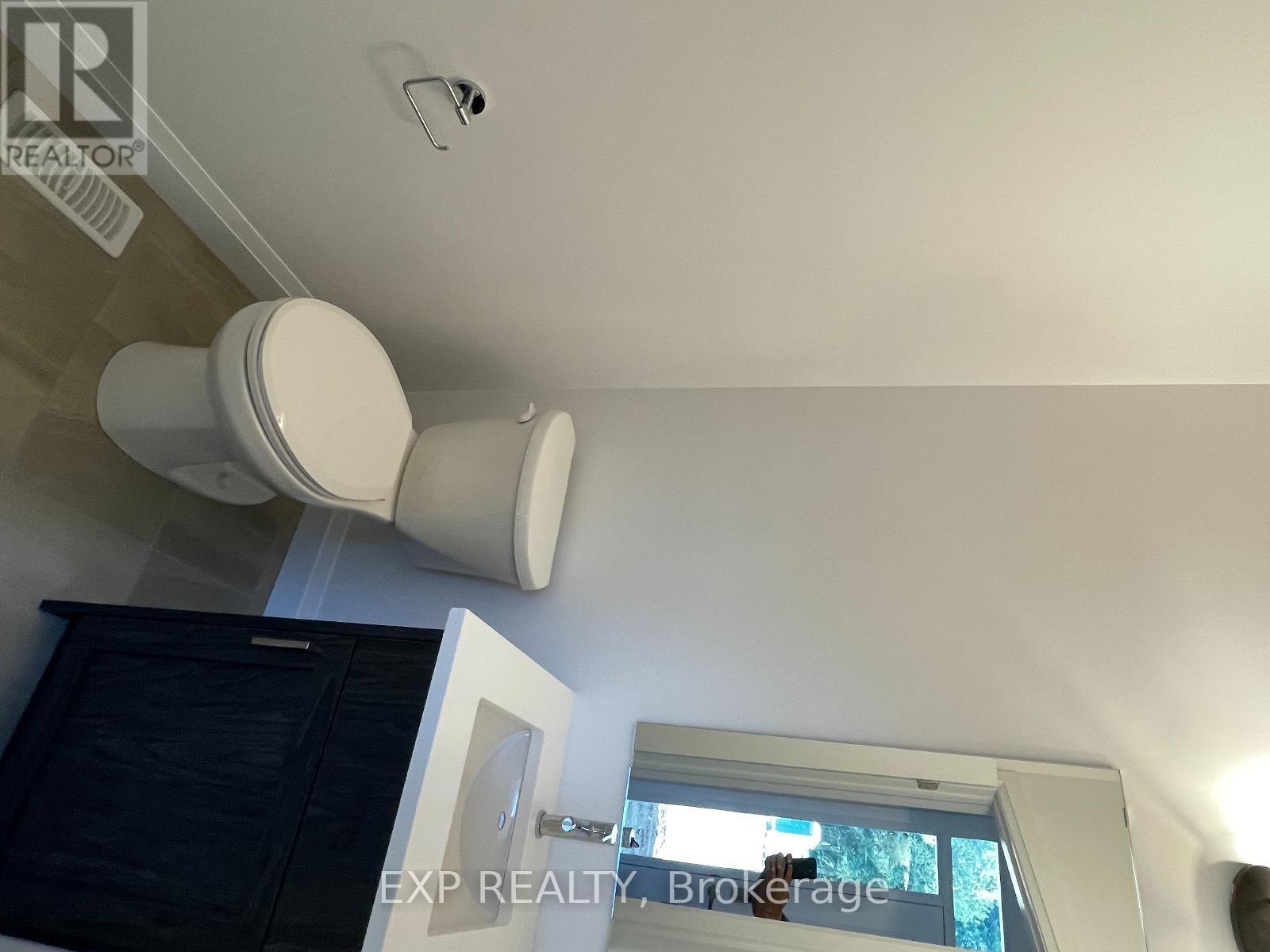 Unit#17 - 143 Elgin Street, Cambridge, Ontario  N1R 0E1 - Photo 14 - X12604138