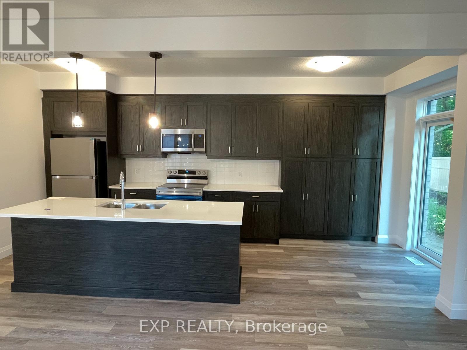 Unit#17 - 143 Elgin Street, Cambridge, Ontario  N1R 0E1 - Photo 16 - X12604138