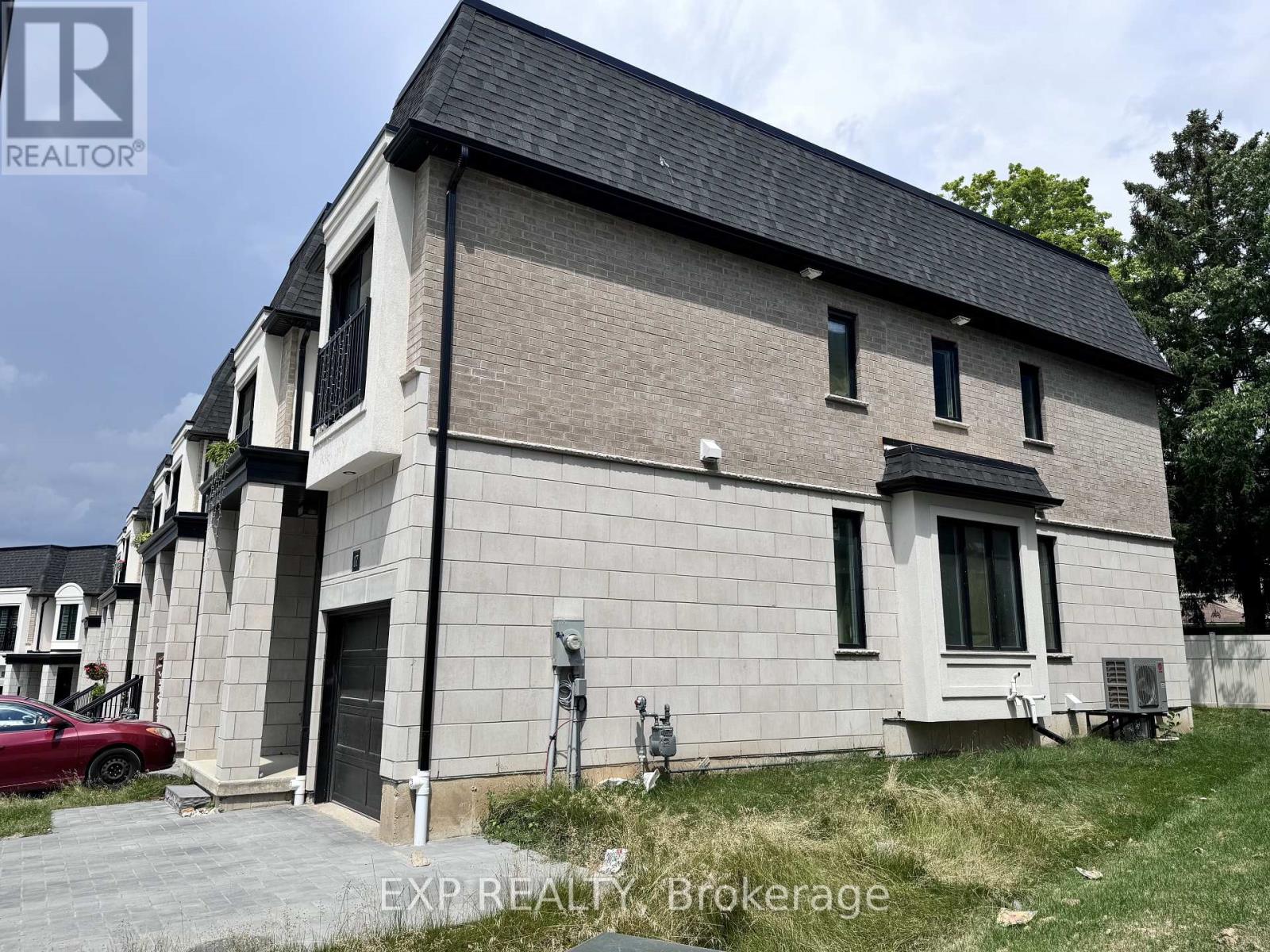 Unit#17 - 143 Elgin Street, Cambridge, Ontario  N1R 0E1 - Photo 5 - X12604138