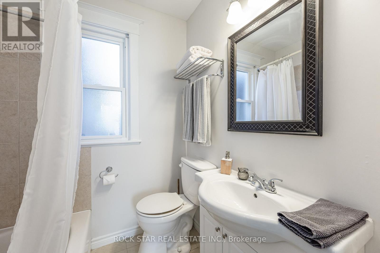 257 Tragina Avenue N, Hamilton, Ontario  L8H 5C9 - Photo 16 - X12604174